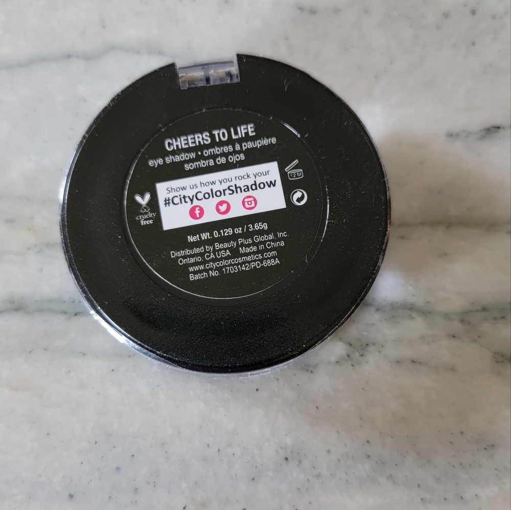 Shimmer Shadow - Picture 2 of 3